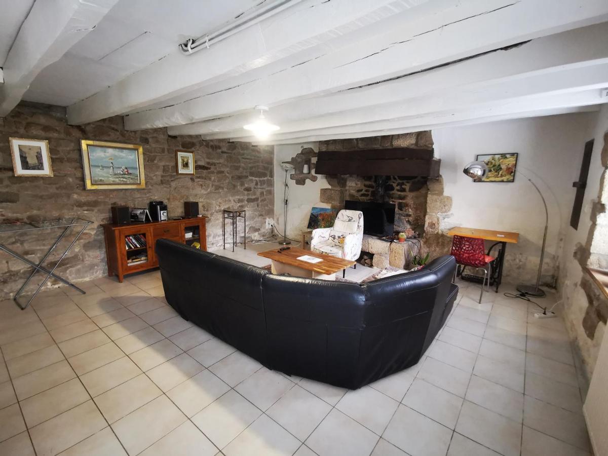 Villa Jolie Longere Dans Un Hameau De Bubry Exterior foto